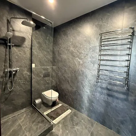 віп вул під голоском 15 б 9-2 Apartamento