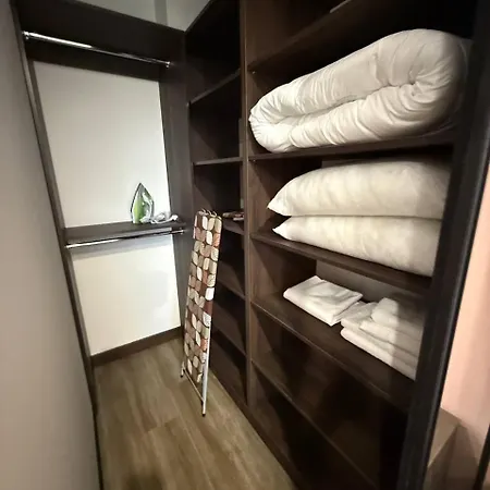 Apartamento віп вул під голоском 15 б 9-2