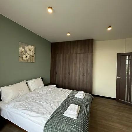 віп вул під голоском 15 б 9-2 Apartamento