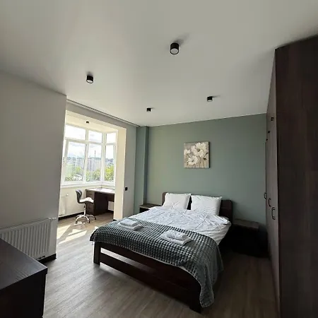 Apartment віп вул під голоском 15 б 9-2 Lemberg