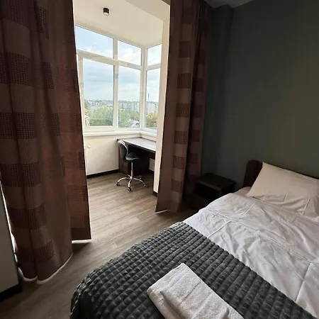 Apartamento віп вул під голоском 15 б 9-2