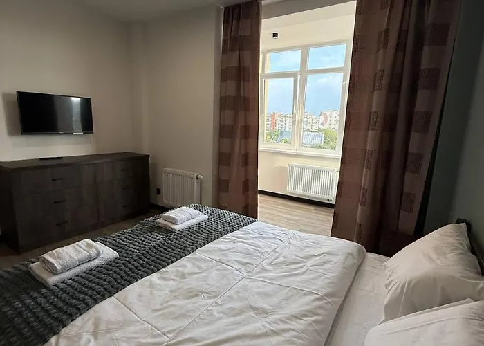 アパート віп вул під голоском 15 б 9-2 リヴィウ