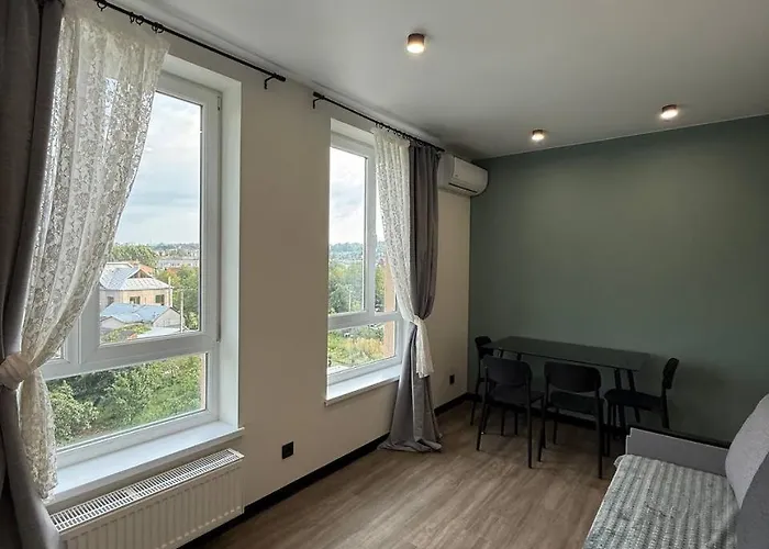 віп вул під голоском 15 б 9-2 アパート