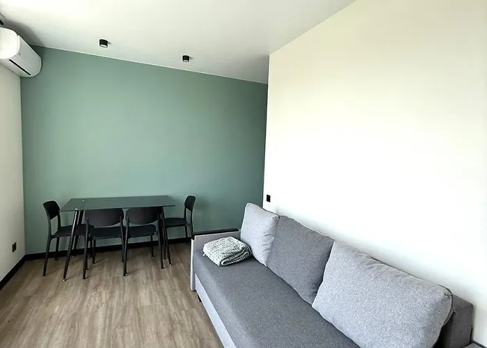 віп вул під голоском 15 б 9-2 アパート *