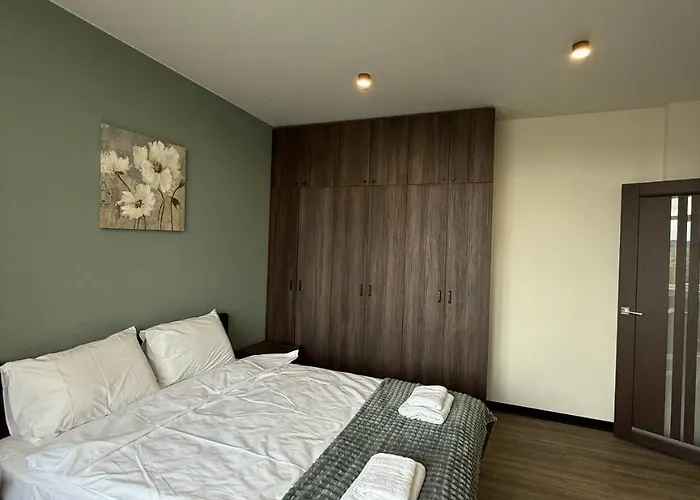 віп вул під голоском 15 б 9-2 アパート