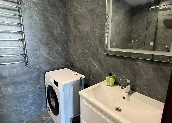 віп вул під голоском 15 б 9-2 *