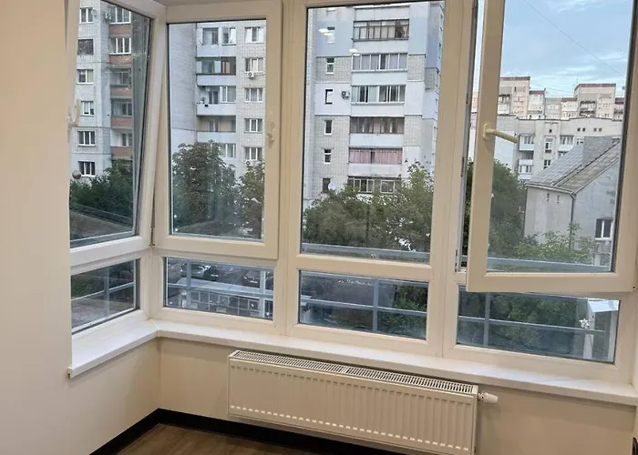 віп вул під голоском 15 б 9-2 アパート