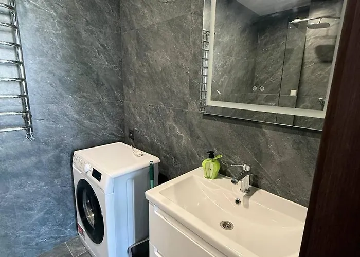 віп вул під голоском 15 б 9-2 *