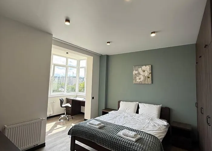 віп вул під голоском 15 б 9-2 *