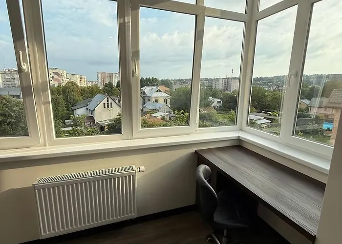 віп вул під голоском 15 б 9-2 * リヴィウ