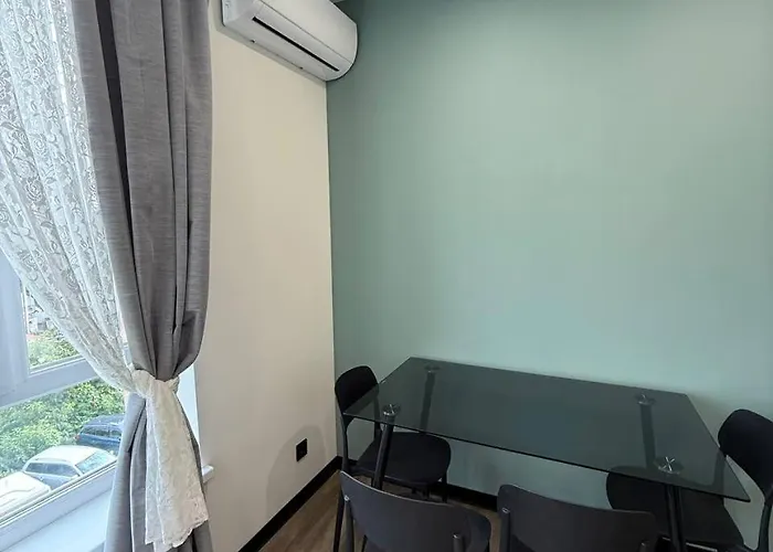 віп вул під голоском 15 б 9-2 リヴィウ