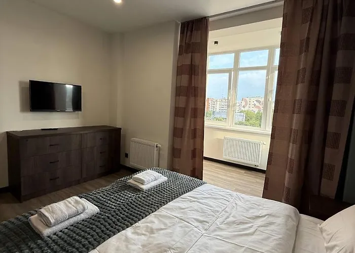 アパート віп вул під голоском 15 б 9-2 リヴィウ