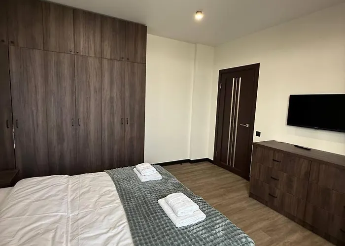 アパート віп вул під голоском 15 б 9-2 リヴィウ