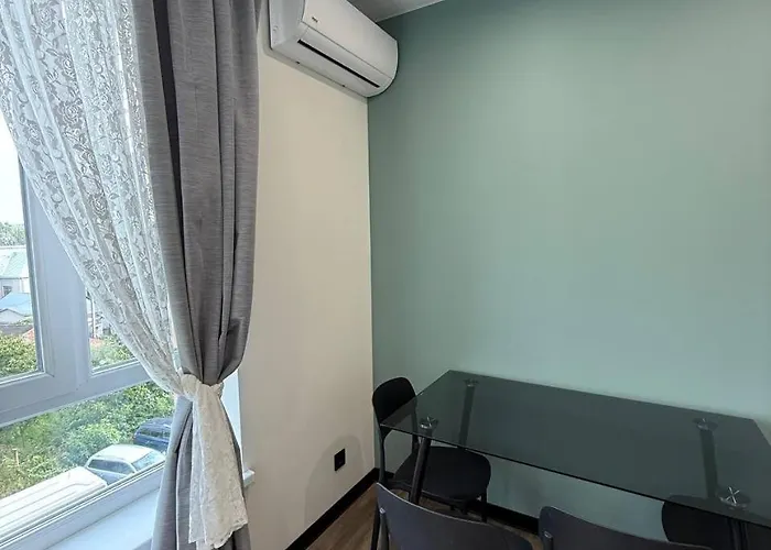 アパート віп вул під голоском 15 б 9-2 *