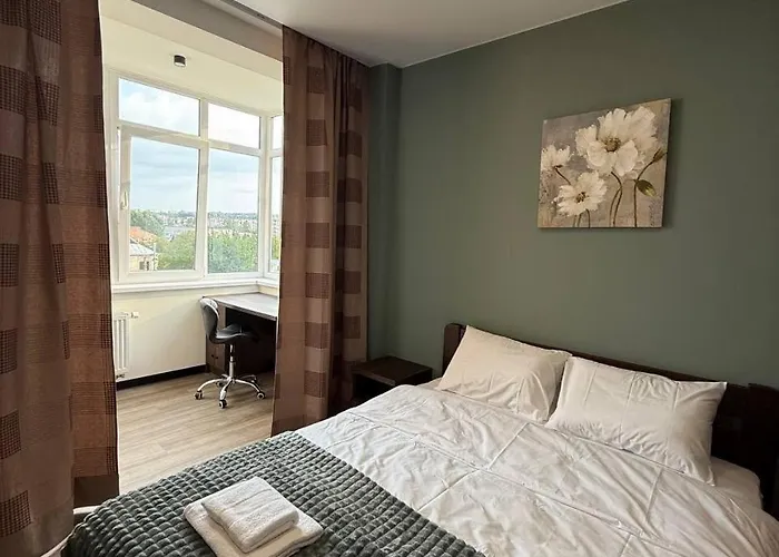 アパート віп вул під голоском 15 б 9-2 *