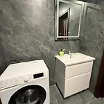 شقة віп вул під голоском 15 б 9-2 *