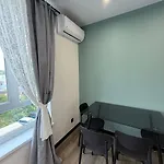شقة віп вул під голоском 15 б 9-2 *